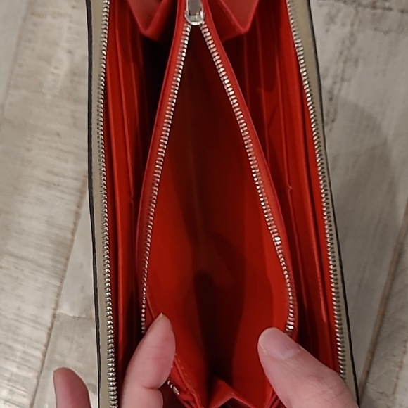 Celine Zippy Wallet - Picture 8 of 8